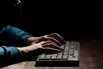 Preventing and Intervening in (Cyber)bullying