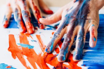 Gestalt and Art Therapy for Self-Awareness and Well-being