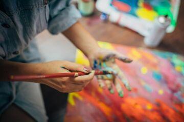 Drawing and Painting in Barcelona: Everyone is an Artist!