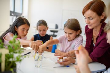 Beyond the Classroom: Creative and Play-Based Learning in Extended School Settings